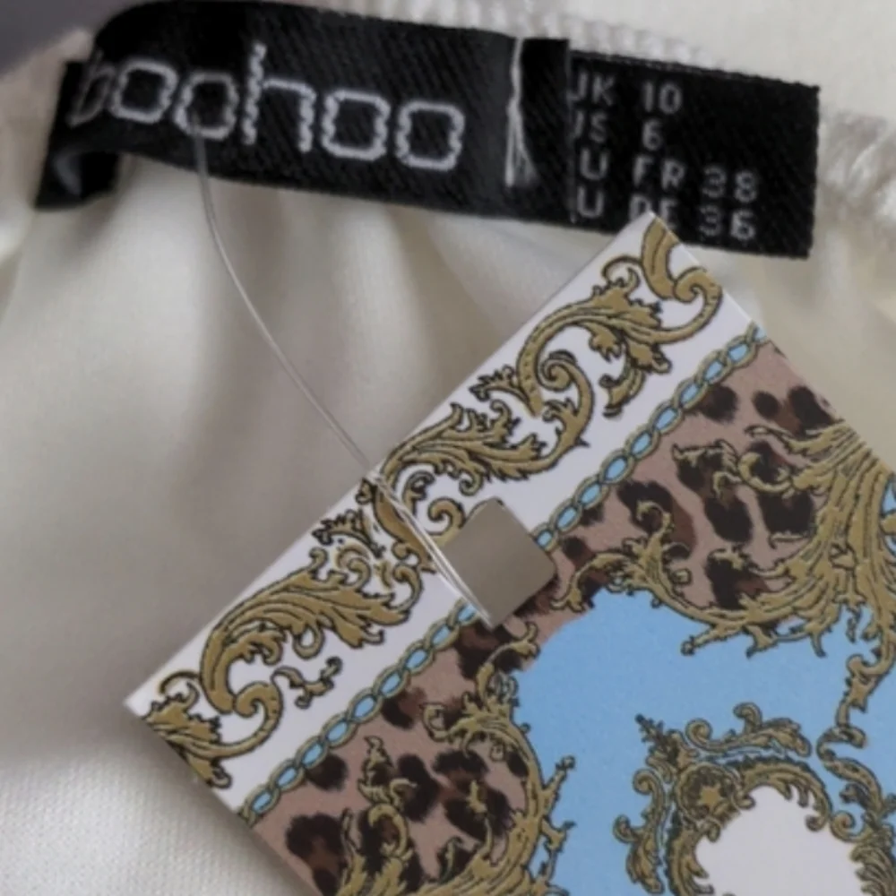 Boohoo White Tie Front Long Sheer Sleeves Mini Dress size 6